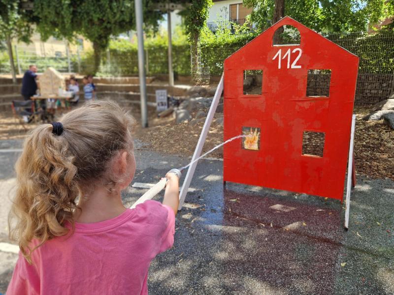 feuerwehr loeschen m